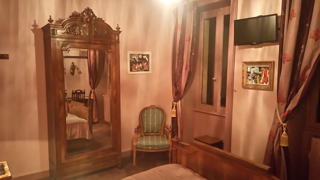Chambres D'Hotes Chateau De Serans - Atelier Balias Écouché Eksteriør billede
